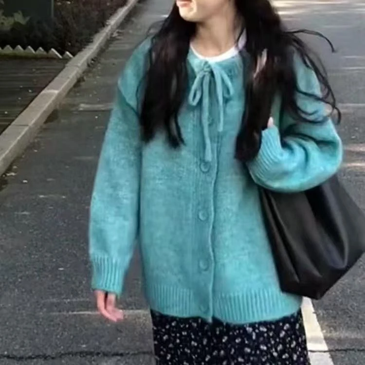 纯色系带圆领开衫款厚款系带毛衣保暖宽松外套