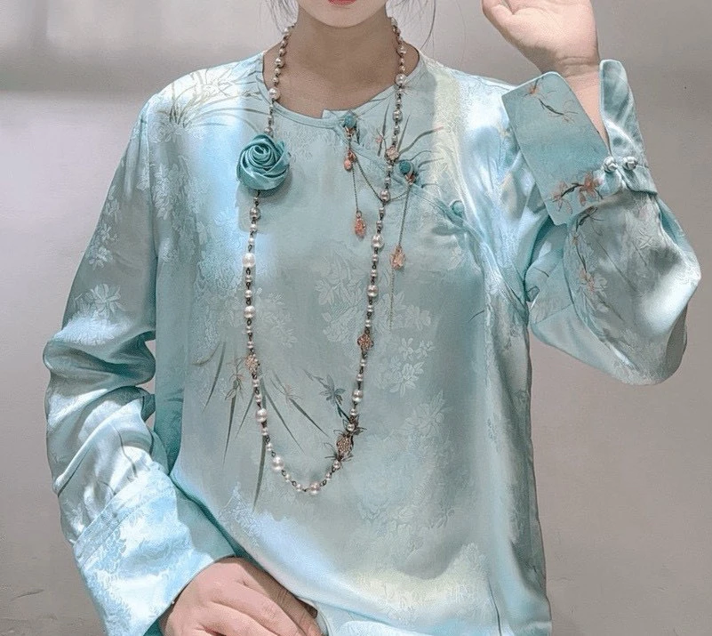 ［微姐推荐］新中式宽松国风醋酸人丝提花立领盘扣上衣女