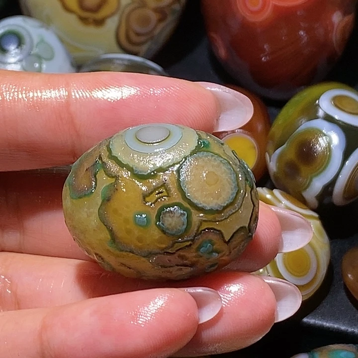 玛瑙/玉髓未镶嵌珠宝奇石29