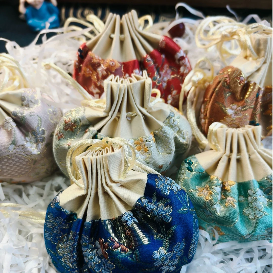 天然草本香囊 防瘟辟秽 防疫防流感 芳香祈福香囊  拍一发二