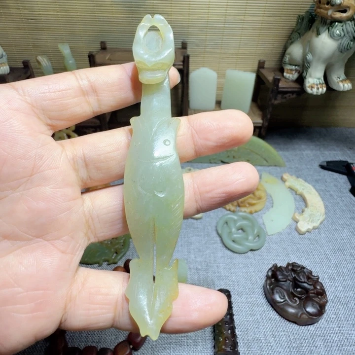 丰***%颈饰未镶嵌和田玉（糖玉）