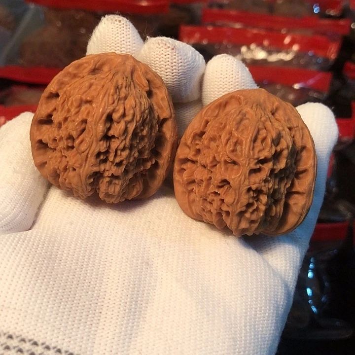 文玩核桃把件南疆石39