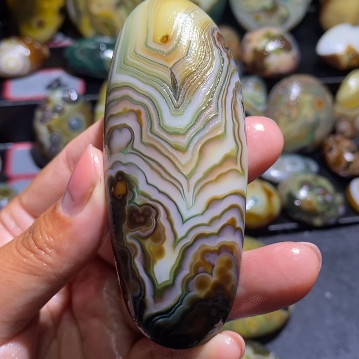 未镶嵌玛瑙/玉髓珠宝奇石