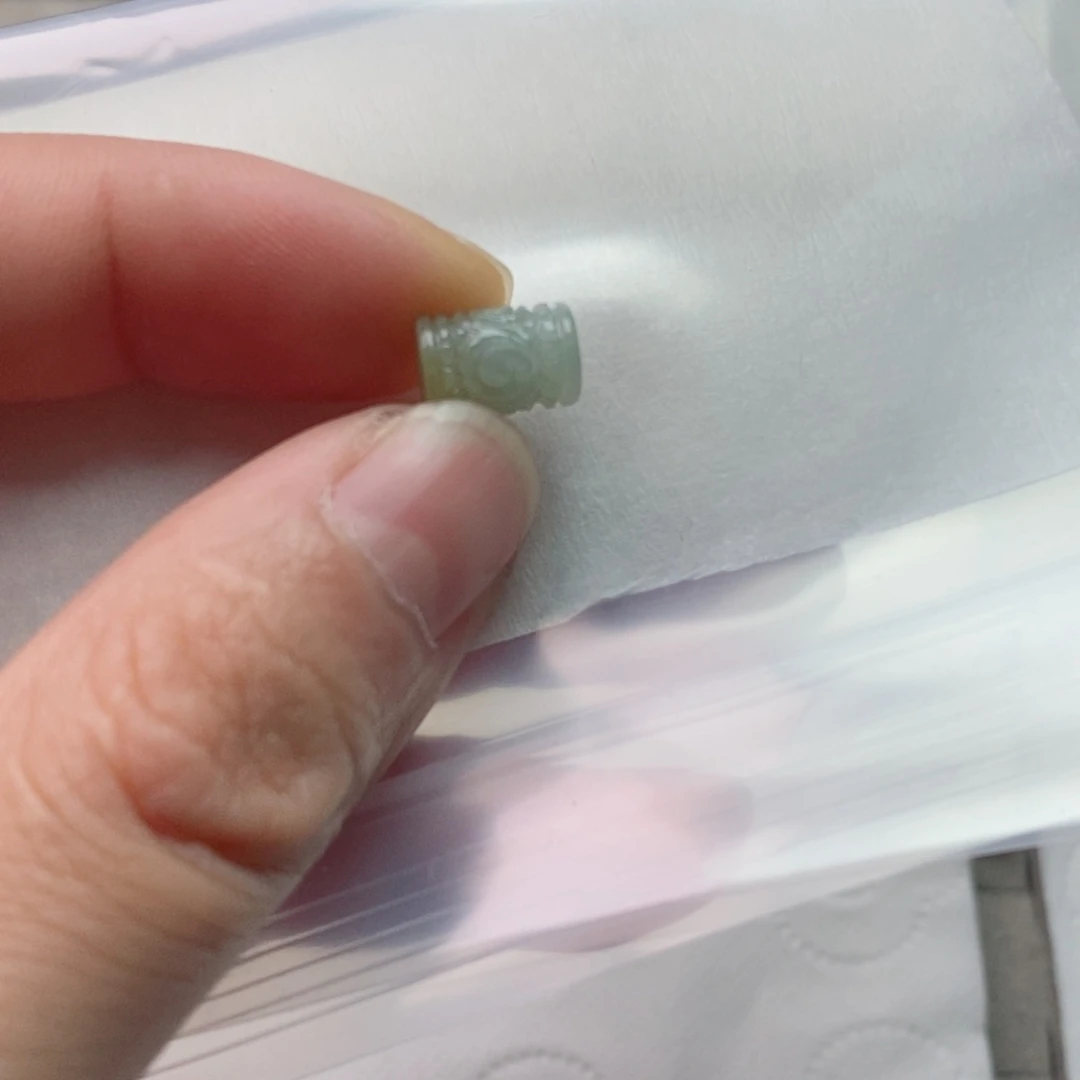 【闪购商品】定制翡翠未镶嵌翡翠定制吊坠