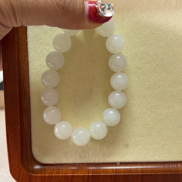 和田玉手串未镶嵌岁***.