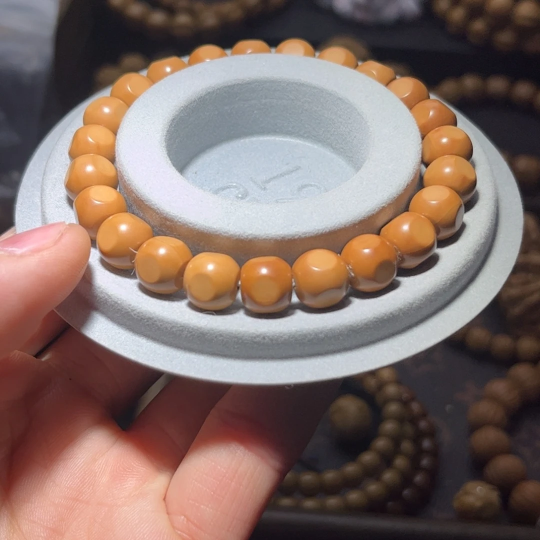 吊坠猴头核桃9+六方全品无瑕无药