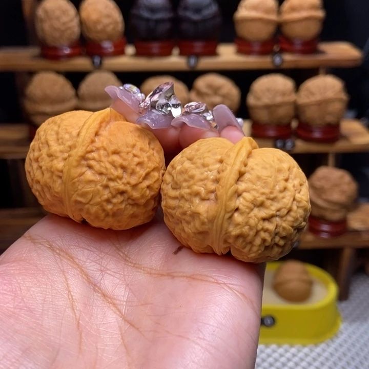 文玩核桃吊坠石奎14