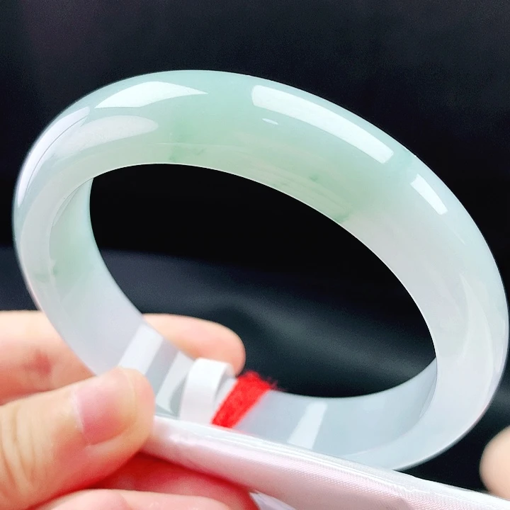 未镶嵌手镯翡翠57圈