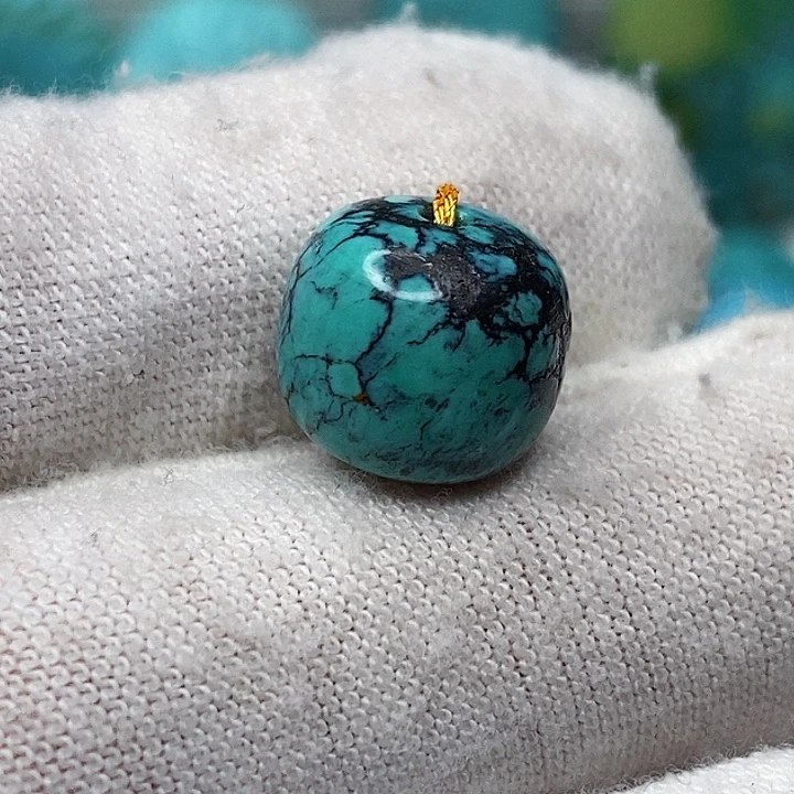 未镶嵌绿松石天然原矿 带武汉地大证书