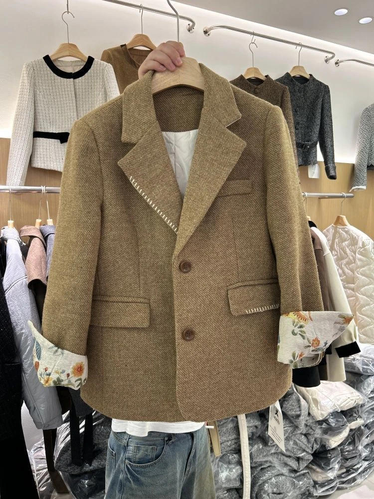 英伦风粗花呢经典厚西装外套女2025冬季新款复古百搭气质羽绒上衣