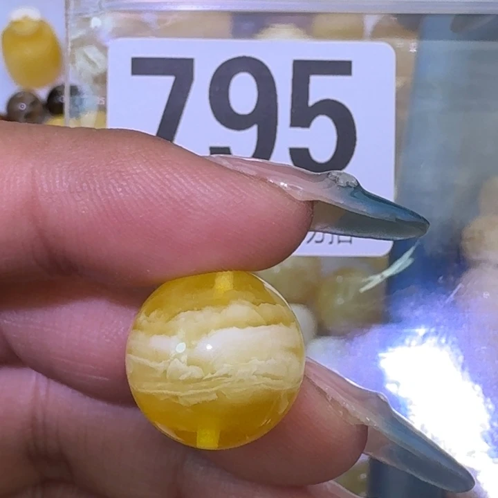 裸石琥珀未镶嵌16微瑕