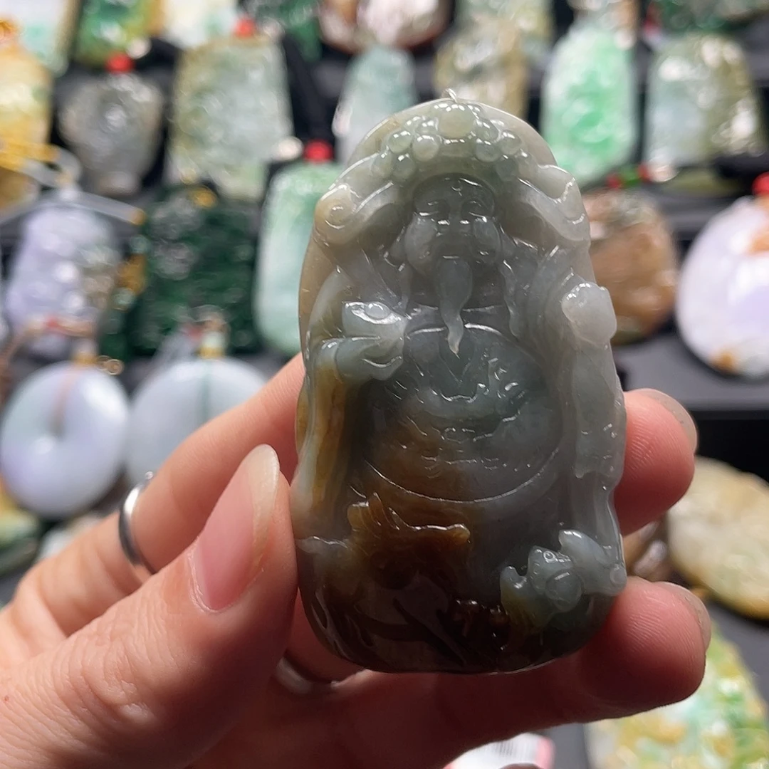 翡翠未镶嵌挂件腾冲