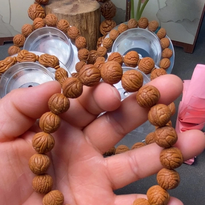 吊坠桃核秦岭山脉中段野生桃核