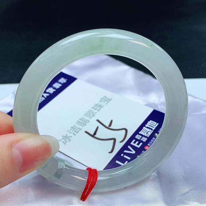 翡翠手镯未镶嵌缅甸天然a货翡翠