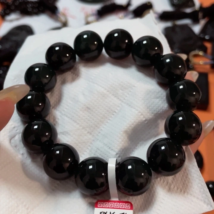 翡翠颈饰未镶嵌苍**葭