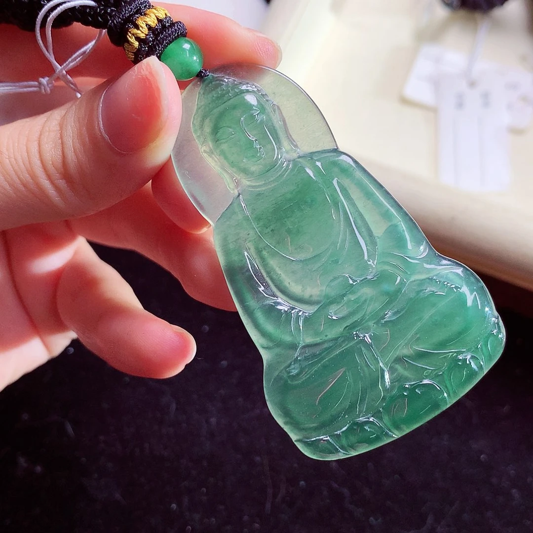 颈饰未镶嵌翡翠天然