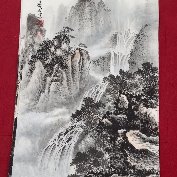 国画花鸟的翅膀和翅膀是一