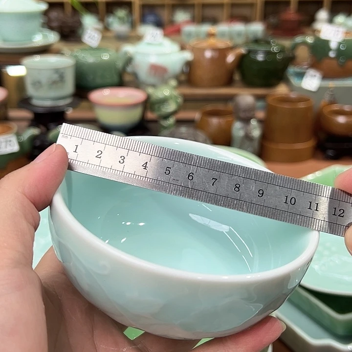 龙泉敬悦青瓷碗微瑕