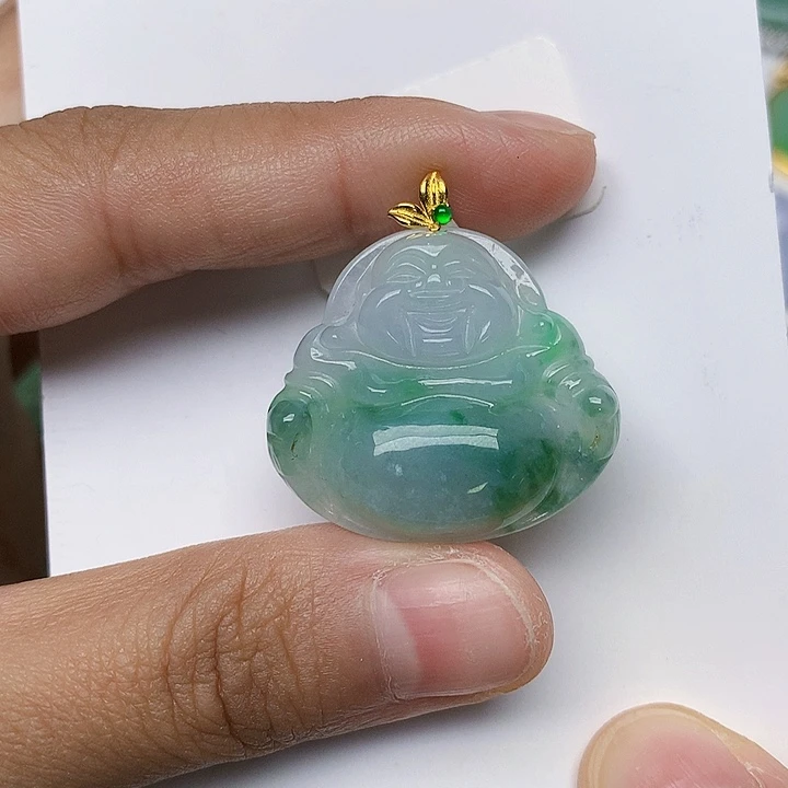 颈饰18K金镶嵌翡翠天然翡翠