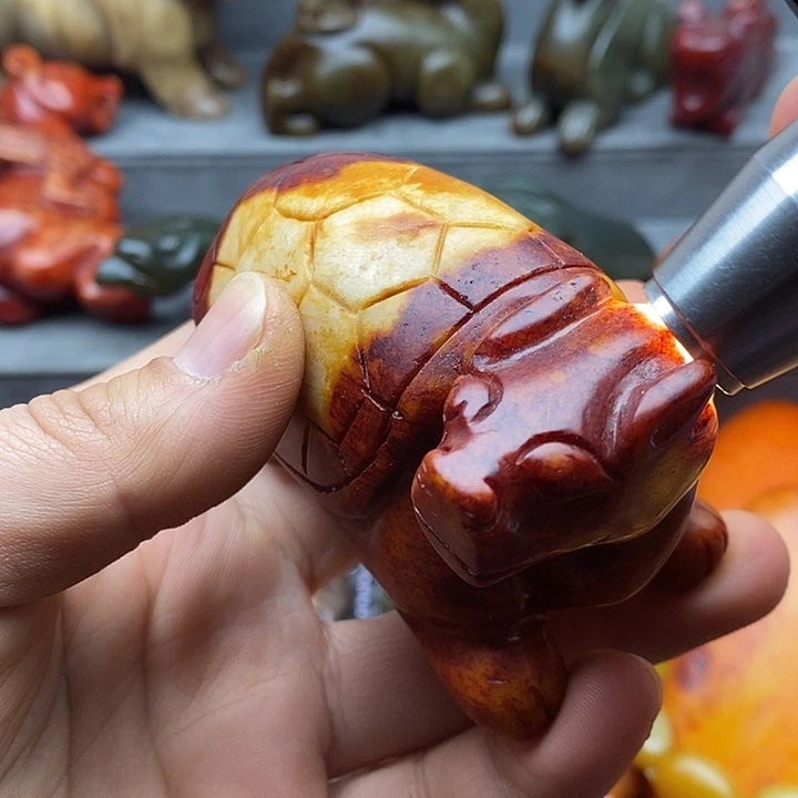 未镶嵌蛇纹石玉颈饰