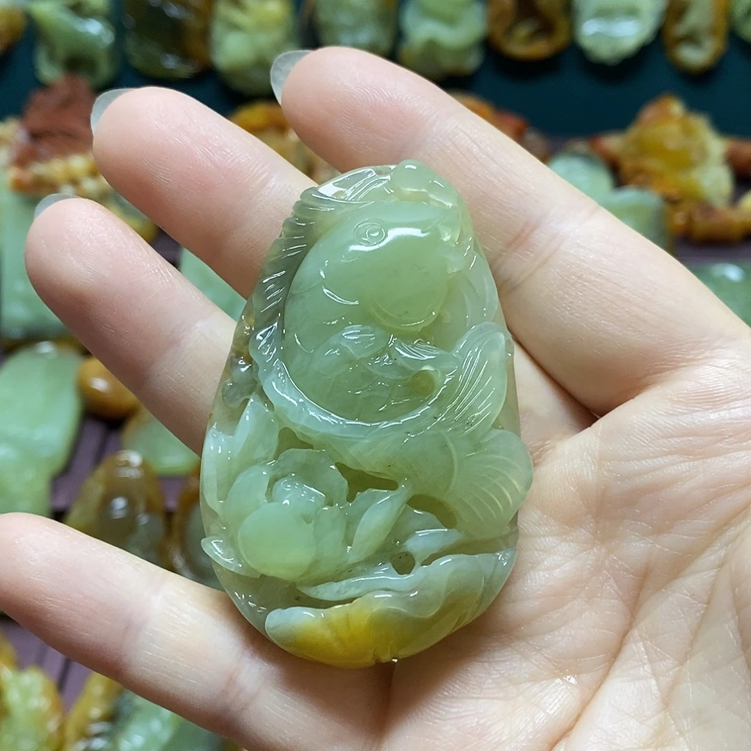 岫玉未镶嵌吊坠(不含链)