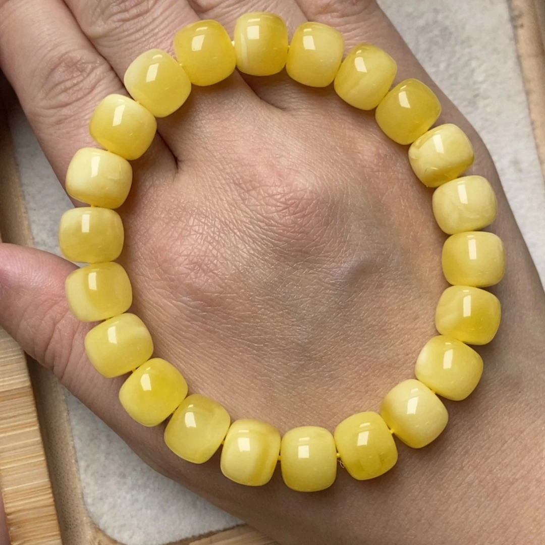 蜜蜡未镶嵌珠宝奇石13