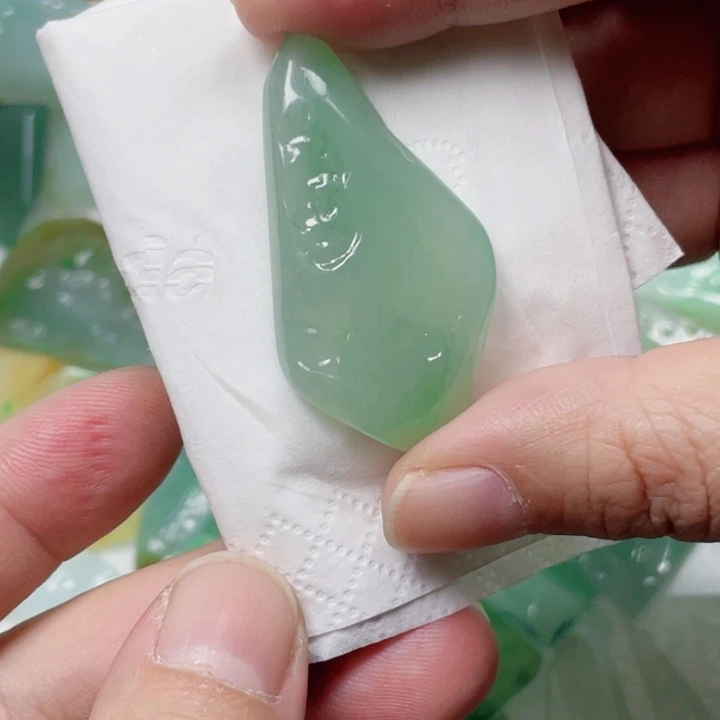 定制翡翠未镶嵌包工