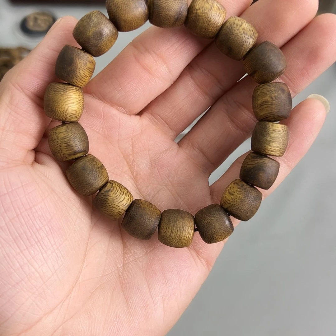 沉香沉香香囊海南乌身圆叶1.2mm鼓珠单圈福利款多样性发一