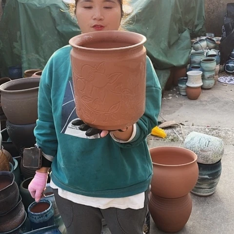 口21高24瑕疵一个。