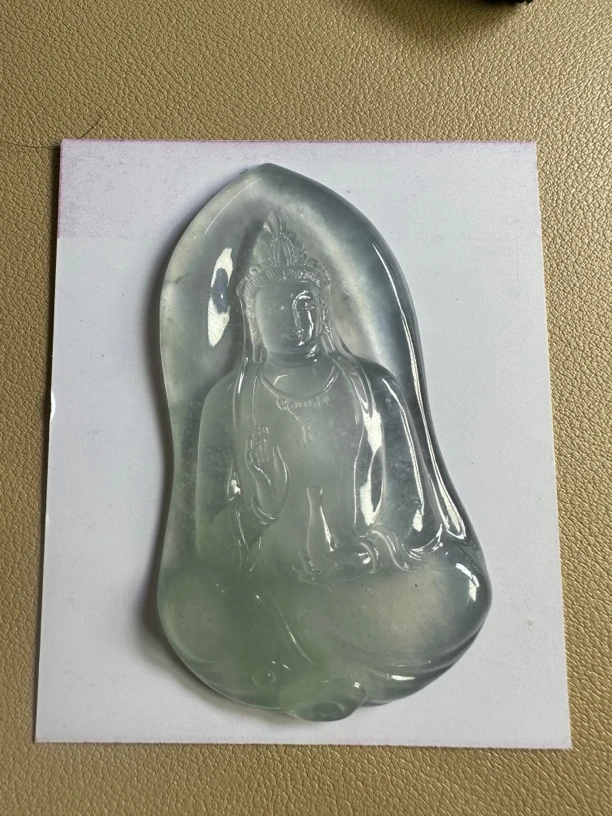 翡翠高冰种素衣观音