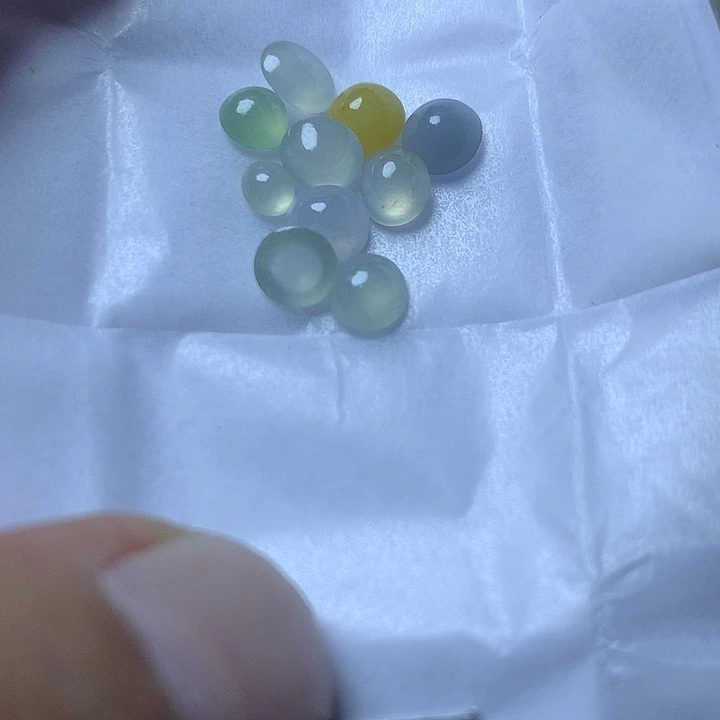 定制翡翠未镶嵌戒指
