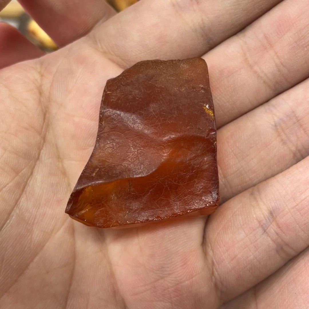 定制琥珀未镶嵌格*东天然琥珀