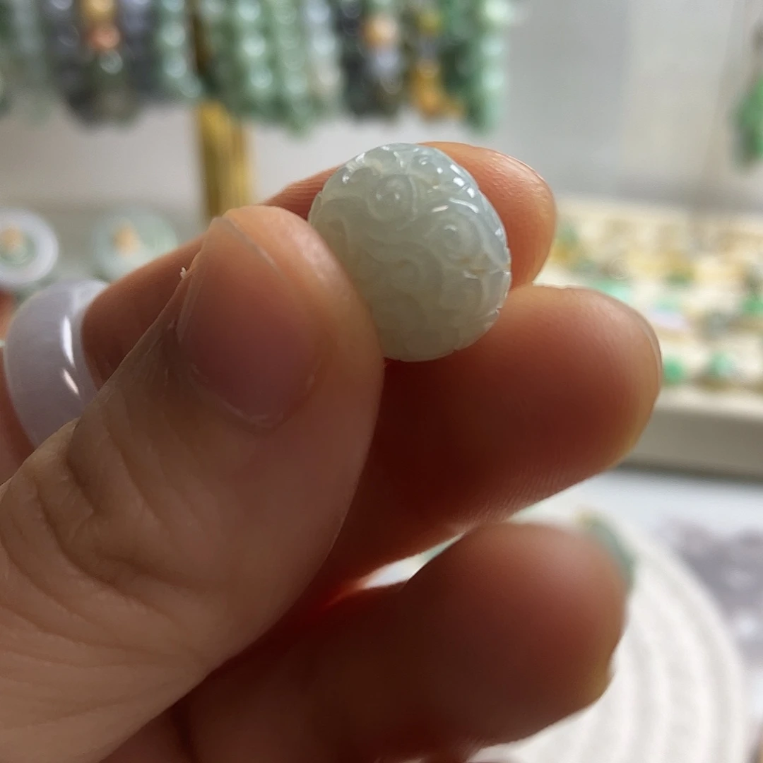 翡翠未镶嵌颈饰20