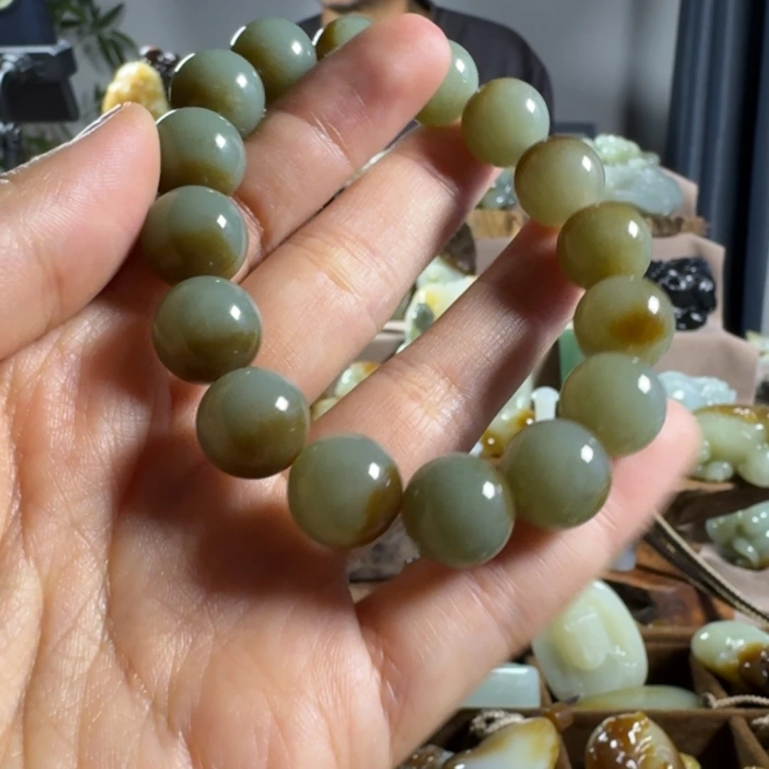 和田玉（糖玉）未镶嵌挂件