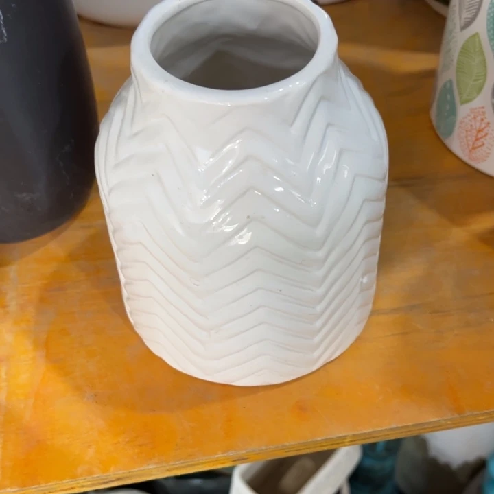 陶瓷花瓶摆件微瑕捡漏出