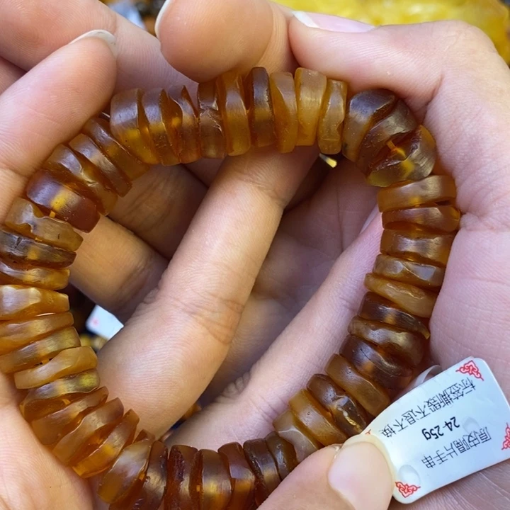 琥珀未镶嵌珠宝奇石