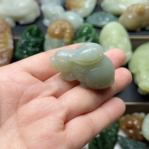 颈饰未镶嵌和田玉u****9