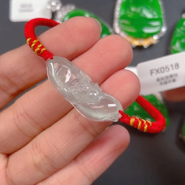【闪购商品】颈饰银S925镶嵌翡翠翡翠