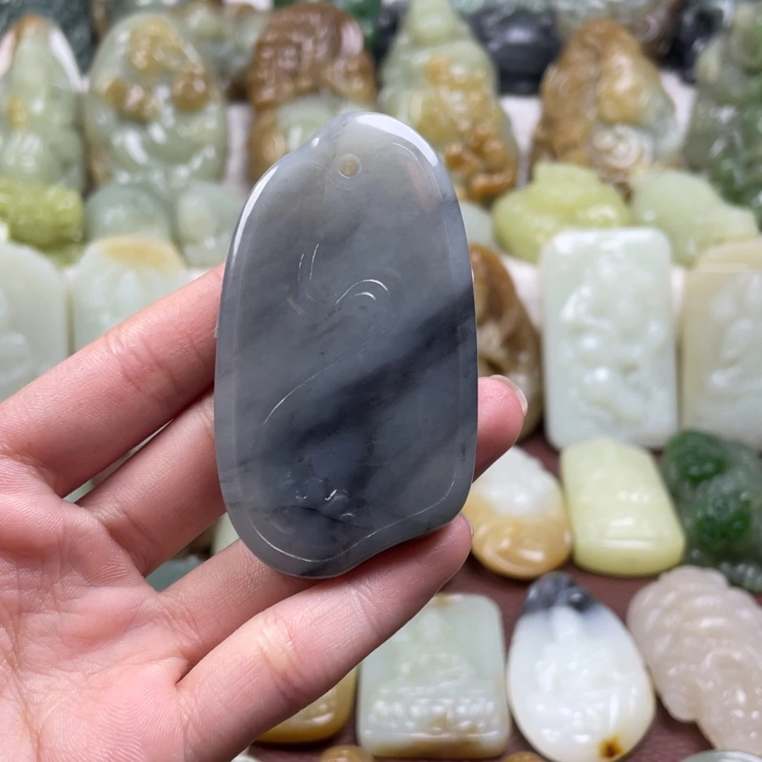 和田玉未镶嵌颈饰