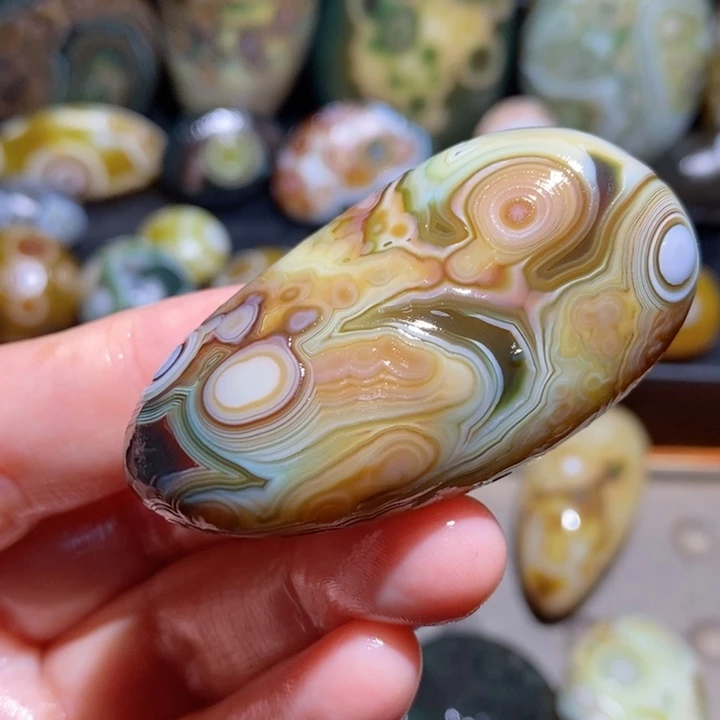 未镶嵌玛瑙/玉髓珠宝半成品26