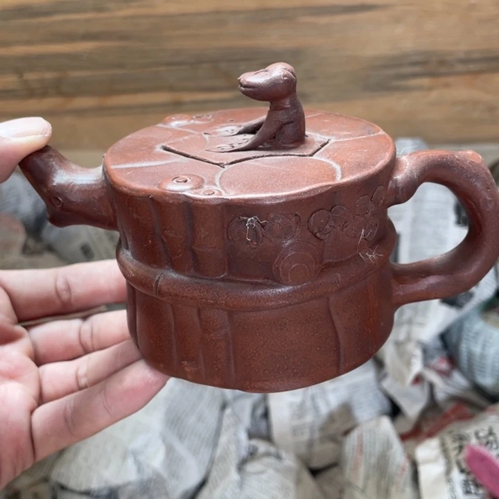茶壶紫砂老厂紫砂壶一件。