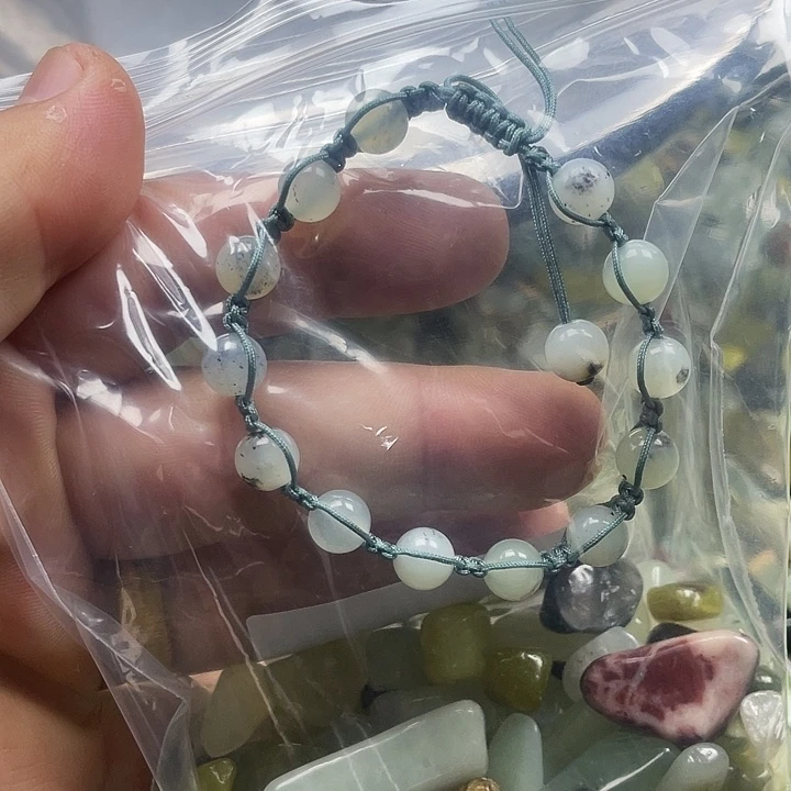 蛇纹石玉未镶嵌珠宝奇石