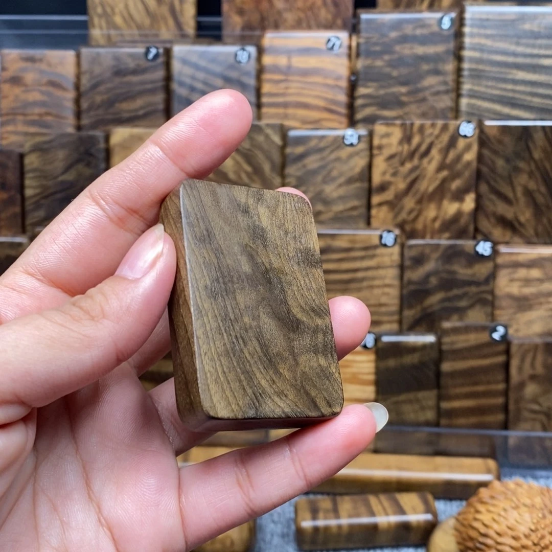 可***以金丝楠小叶桢楠无事牌