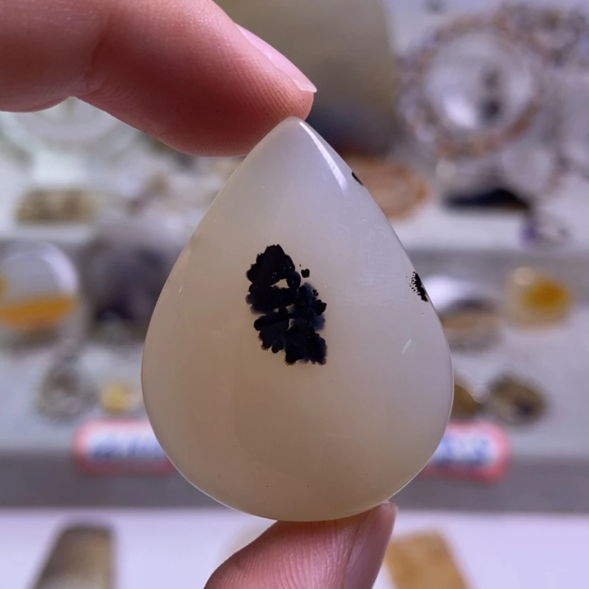 【闪购商品】玛瑙/玉髓颈饰未镶嵌