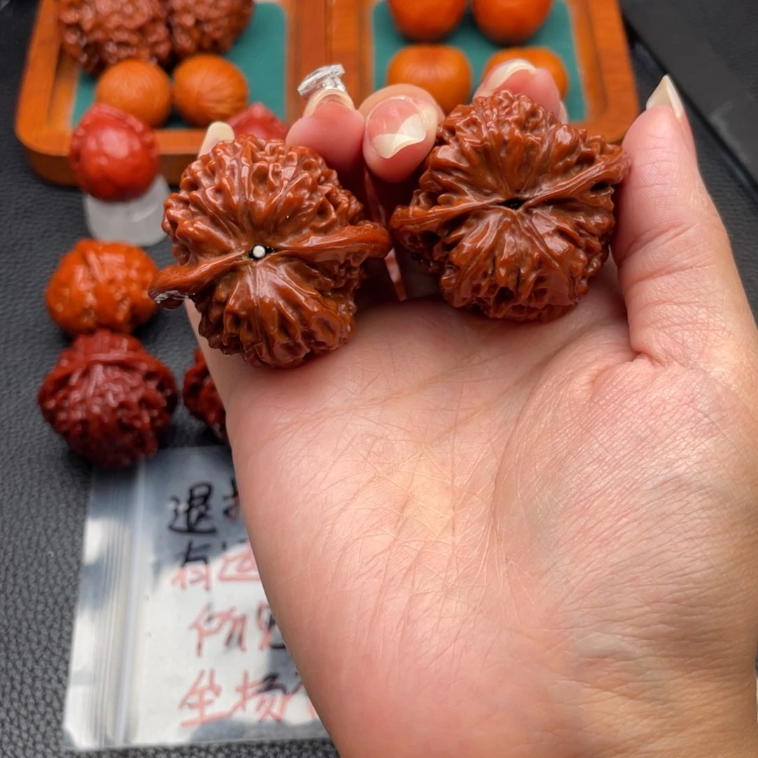 文玩核桃把件এ****好官帽福利