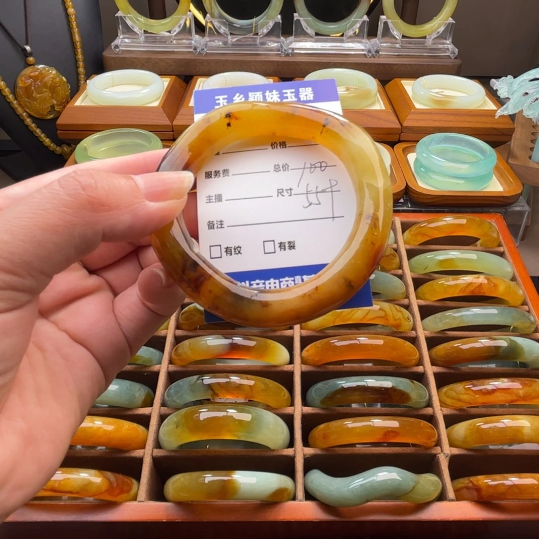 蛇纹石玉未镶嵌手镯?*西