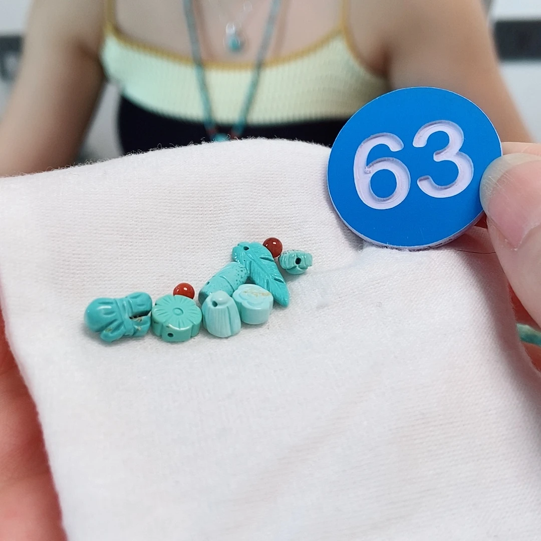 南红玛瑙未镶嵌珠宝奇石