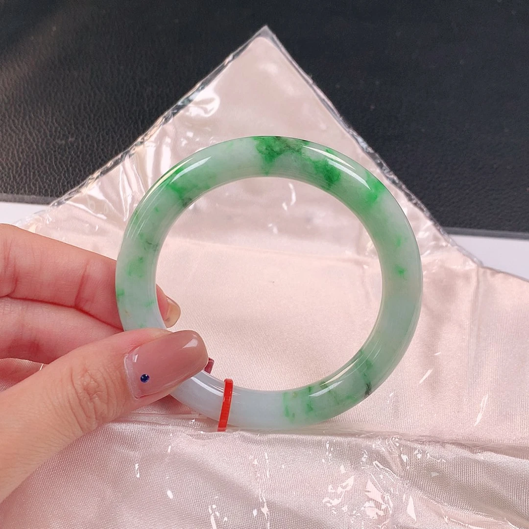 未镶嵌手镯翡翠244