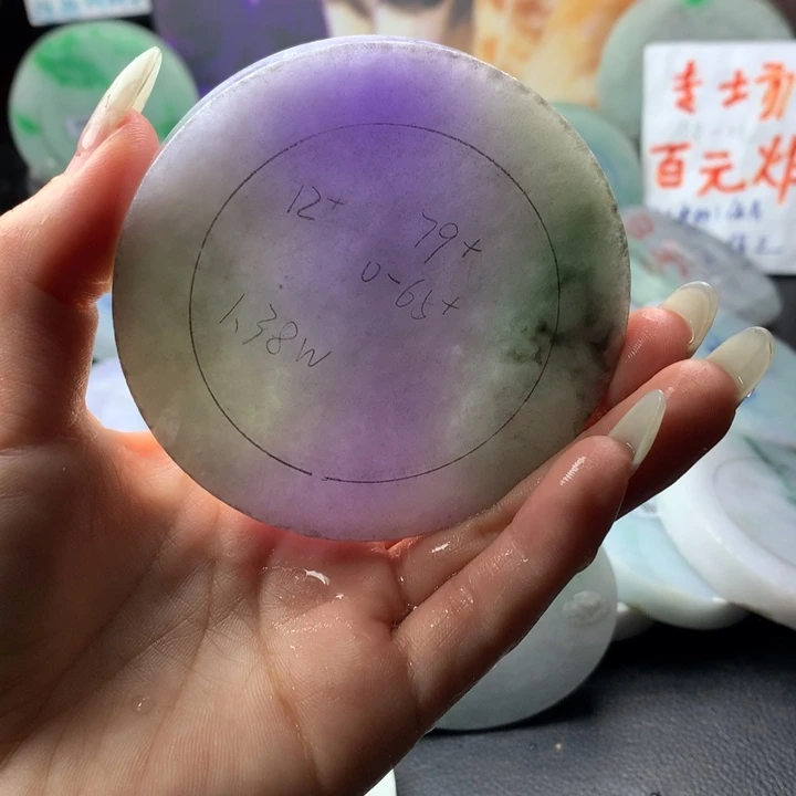 定制翡翠未镶嵌手镯