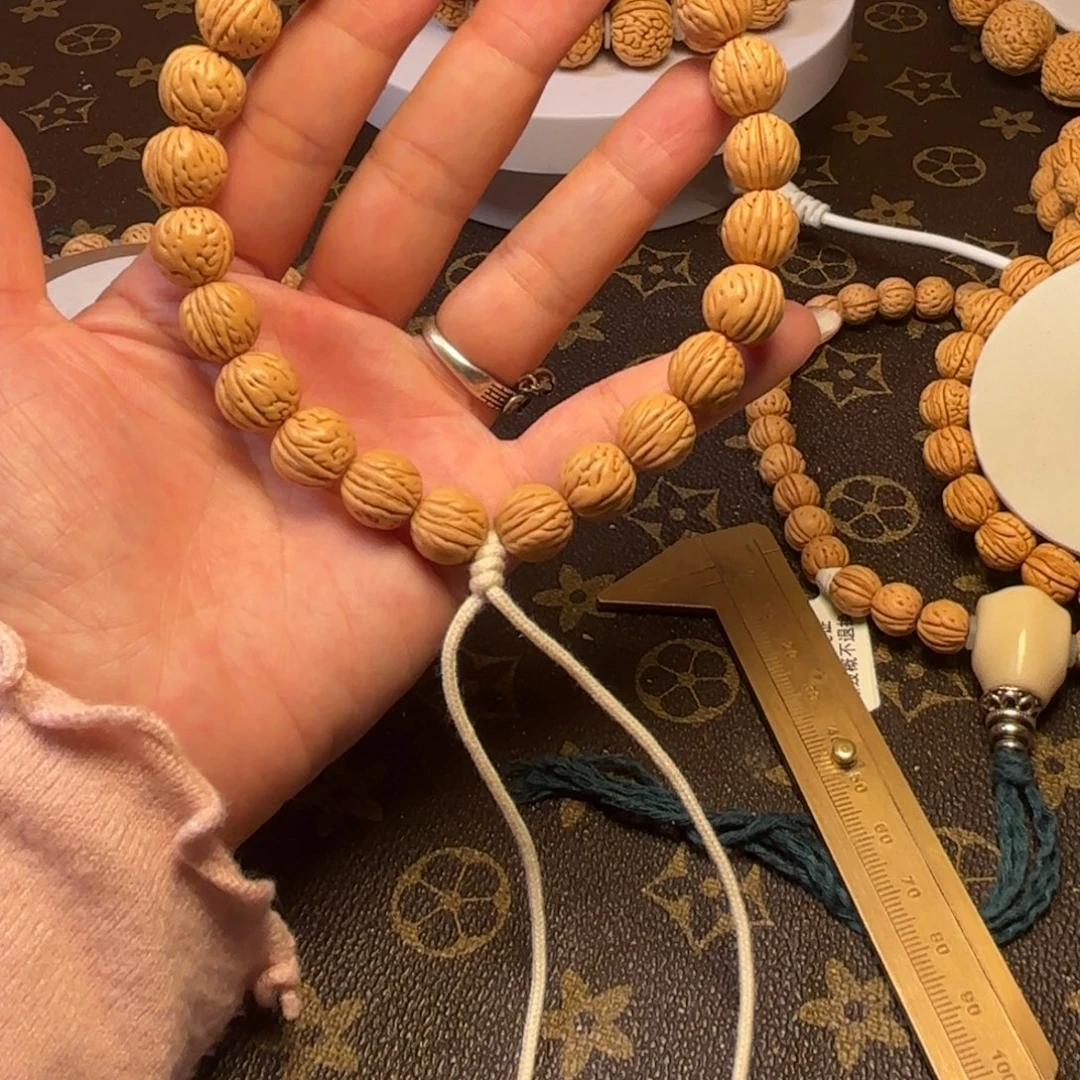 手串桃核1号链接。